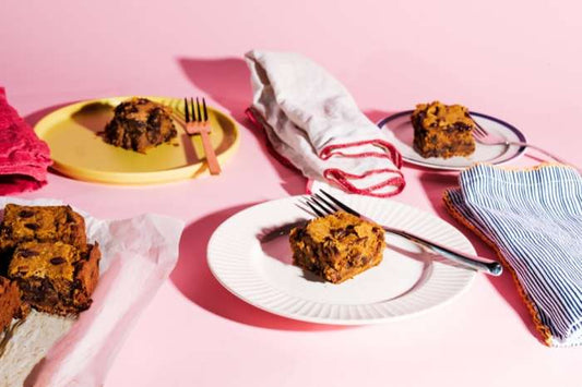 PUMPKIN CHOCOLATE CHIP BLONDIES