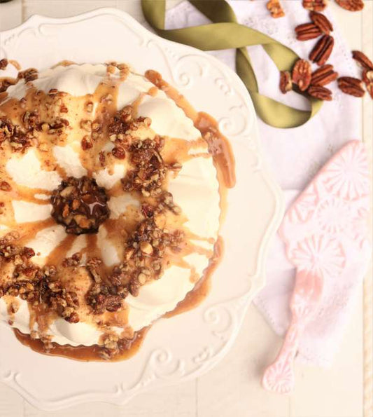 KETO NO BAKE PRALINE CHEESECAKE