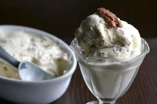 PRALINES & CREAM ICE CREAM