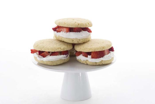 STRAWBERRY SHORTCAKE WHOOPIE PIES