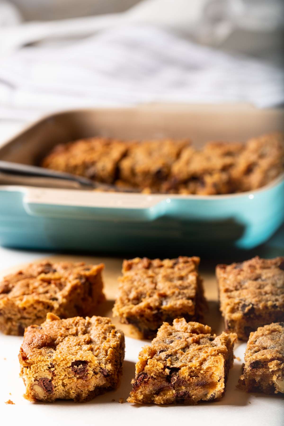 BROWN BUTTER BLONDIES WITH CHOCOLATE CHIPS AND WALNUTS